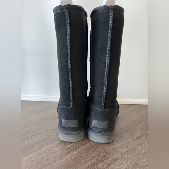 UGG Classic Tall Boots Size EU 36 - Picture 2 of 6